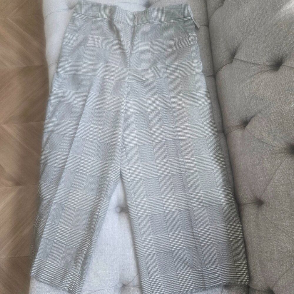 NWT Gaucho/ culottes pants